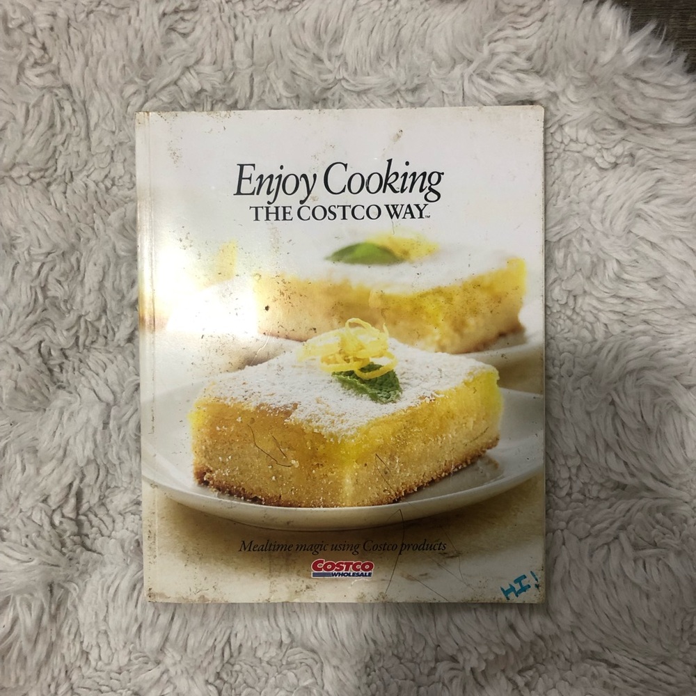 Yellow Culinary Cookbook for Kitchen Enthusiasts